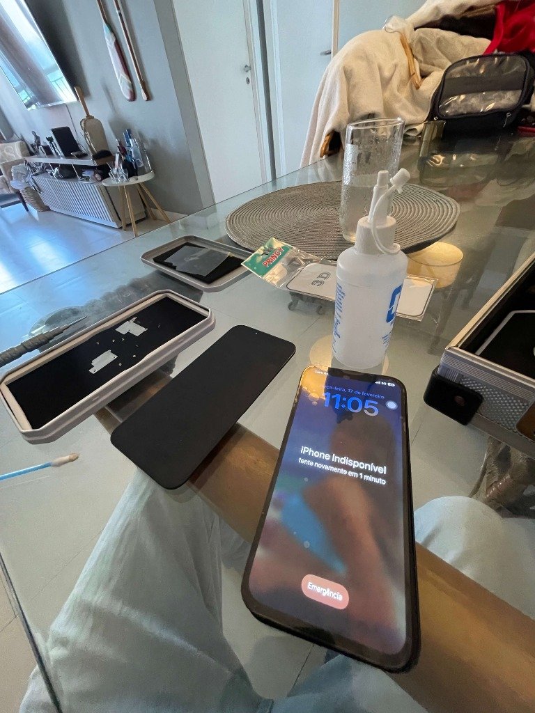 Avaliação de telas de smartphone realizada na casa do cliente com coleta e entrega gratuita